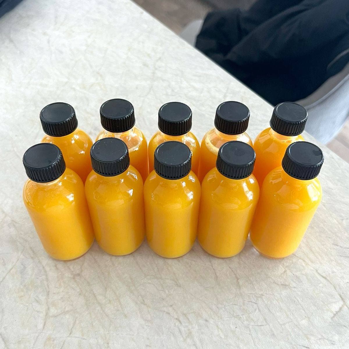 12PCS SHOT BOTTLES WITH ACCESSORIES