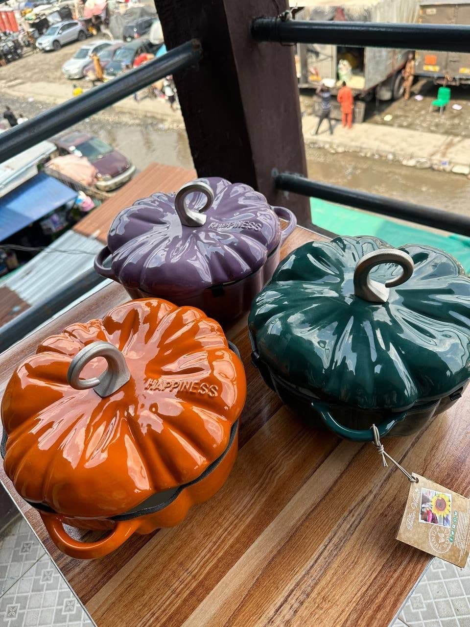 26CM ENAMELED PUMPKIN POT
